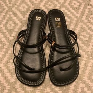 Thin Strap Two Way Wear Thong Sandals